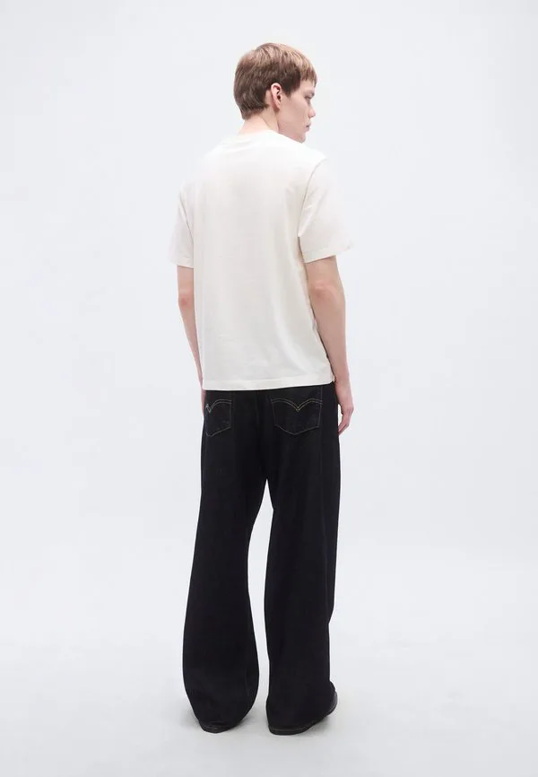 Футболка с графическим принтом 20s ny Calvin Klein, White Greige — фото 4