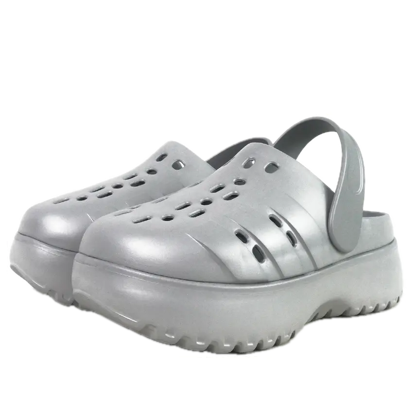 Сандалии (WMNS) adidas Adilette Clog Platform 'Silver Metallic', серебряный — фото 2