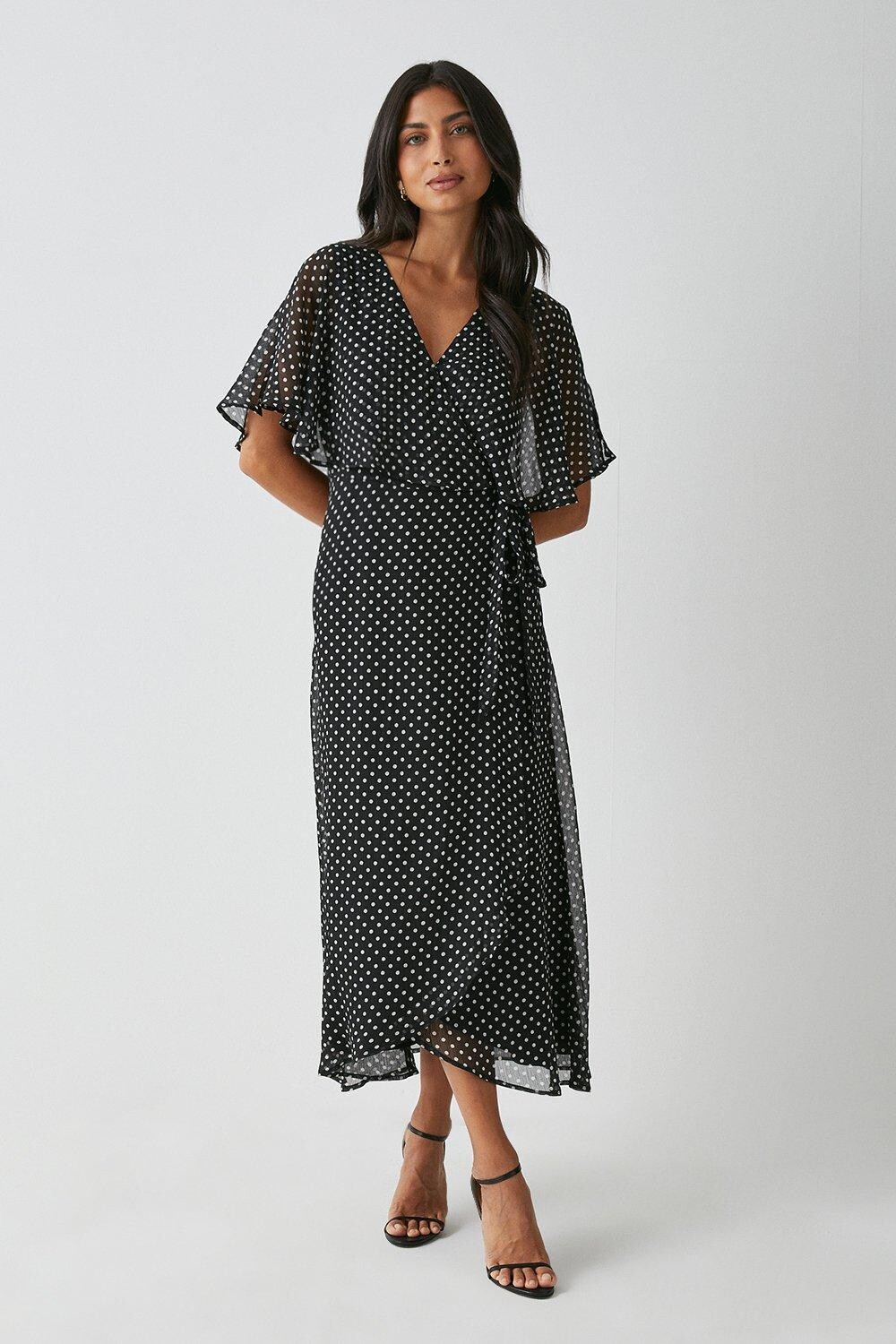 

Черное платье миди с рукавами ангела в горошек Wallis, черный