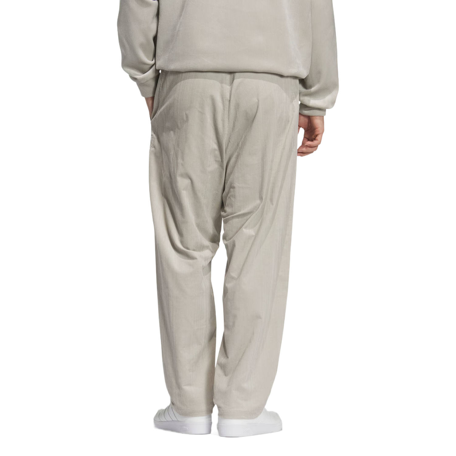 Повседневные брюки мужские metallic gray Adidas, металлический серый — фото 4