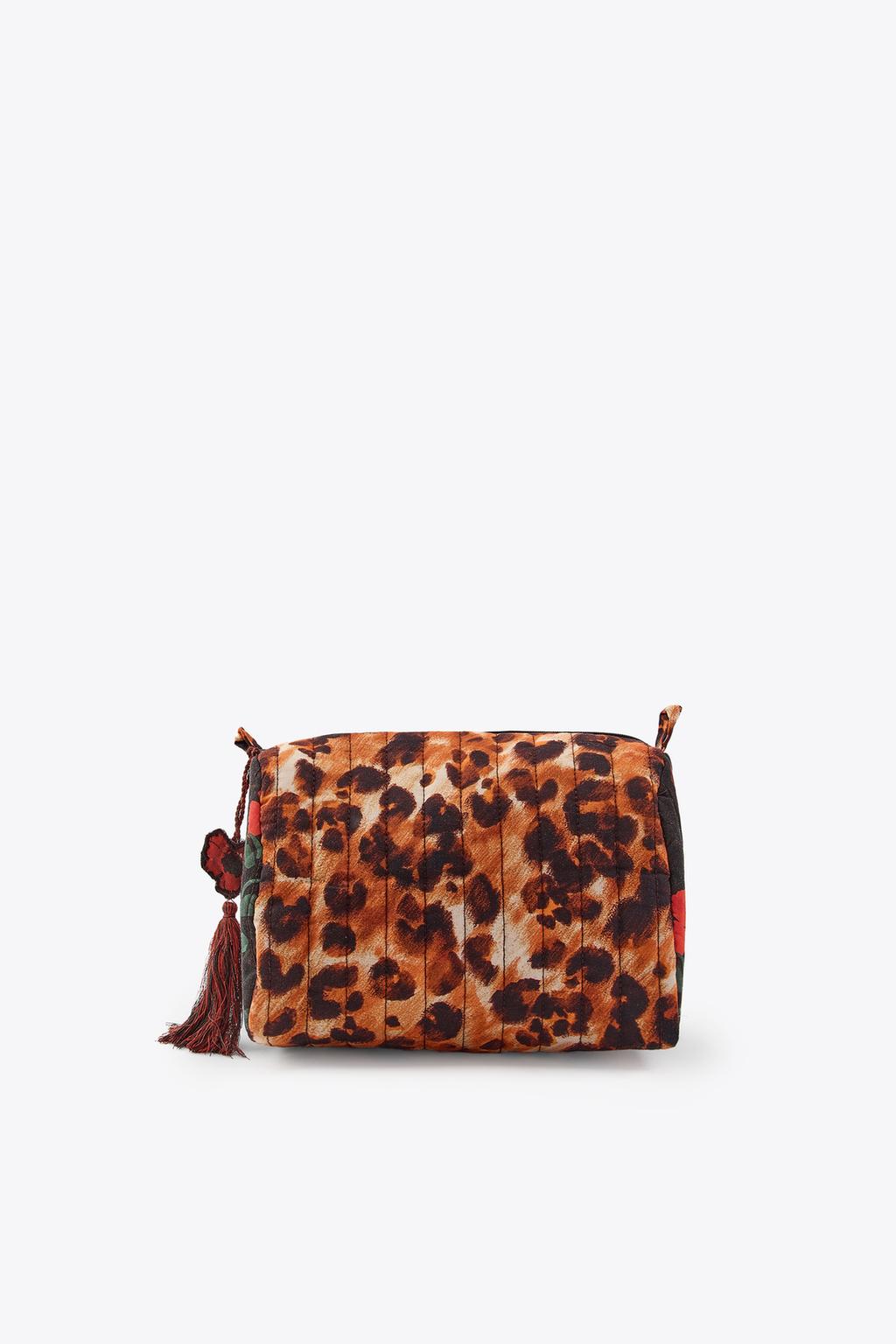 

Комбинированная стеганая сумка для туалетных принадлежностей ZARA, цвет Leopard, Коричневый, Комбинированная стеганая сумка для туалетных принадлежностей ZARA, цвет Leopard