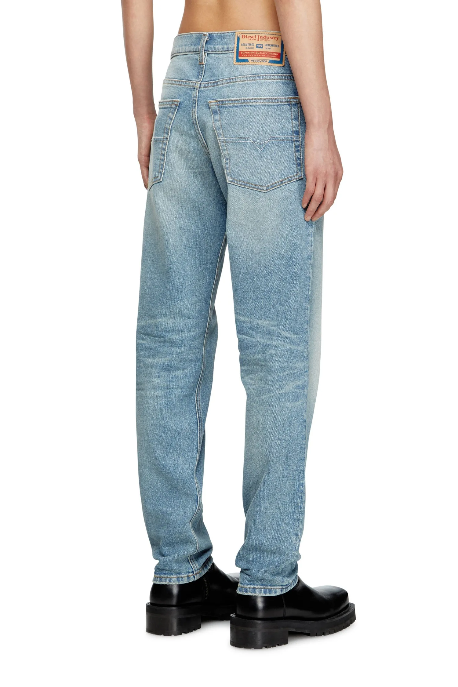 Мужские джинсовые брюки Regular 2023 D-FINITIVE, размер L.30 Diesel, Light Indigo Blue — фото 2