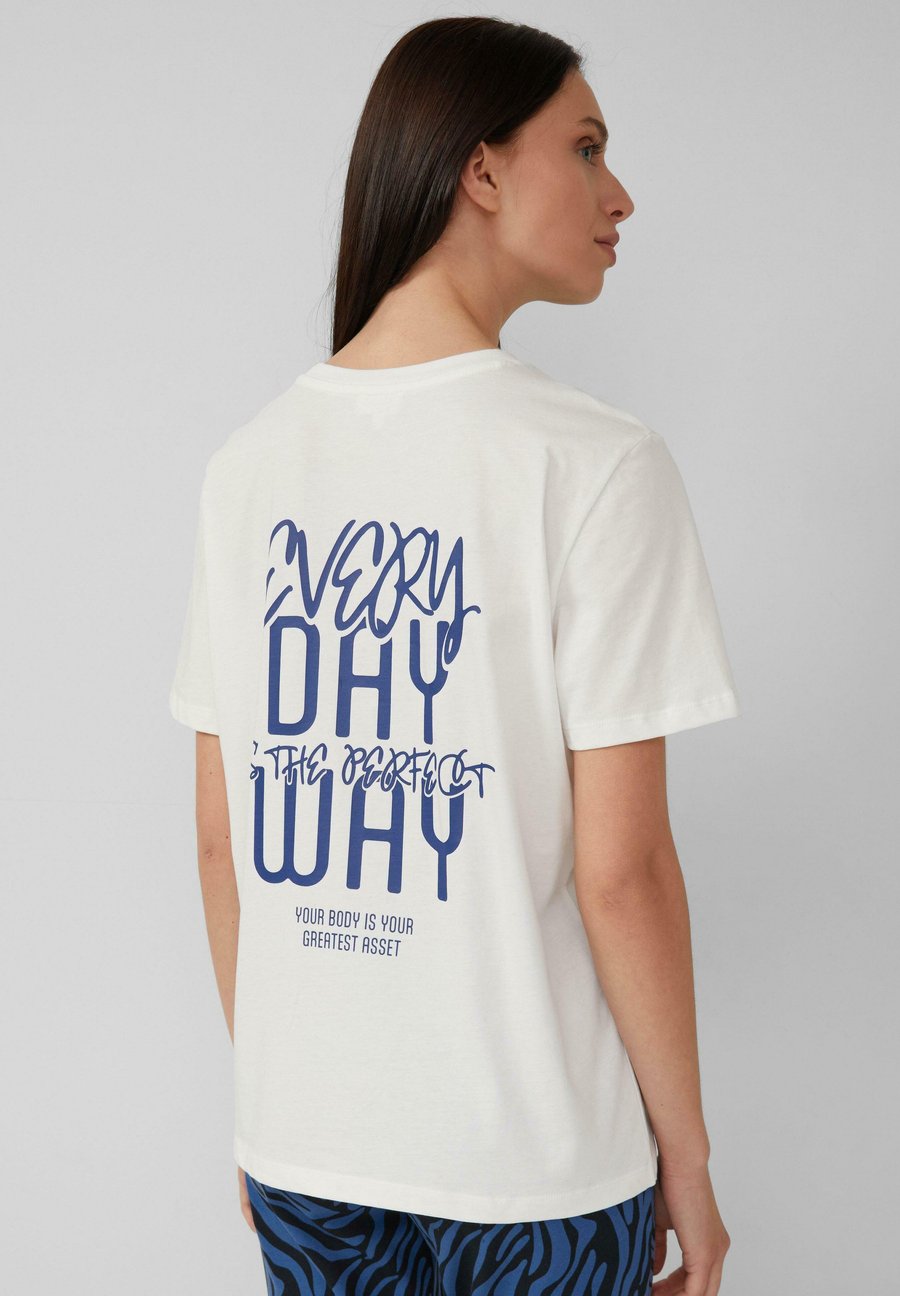 

Футболка s.Oliver MIT FRONT- UND RÜCKENPRINT, Ecru/White, Белый, Футболка s.Oliver MIT FRONT- UND RÜCKENPRINT, Ecru/White