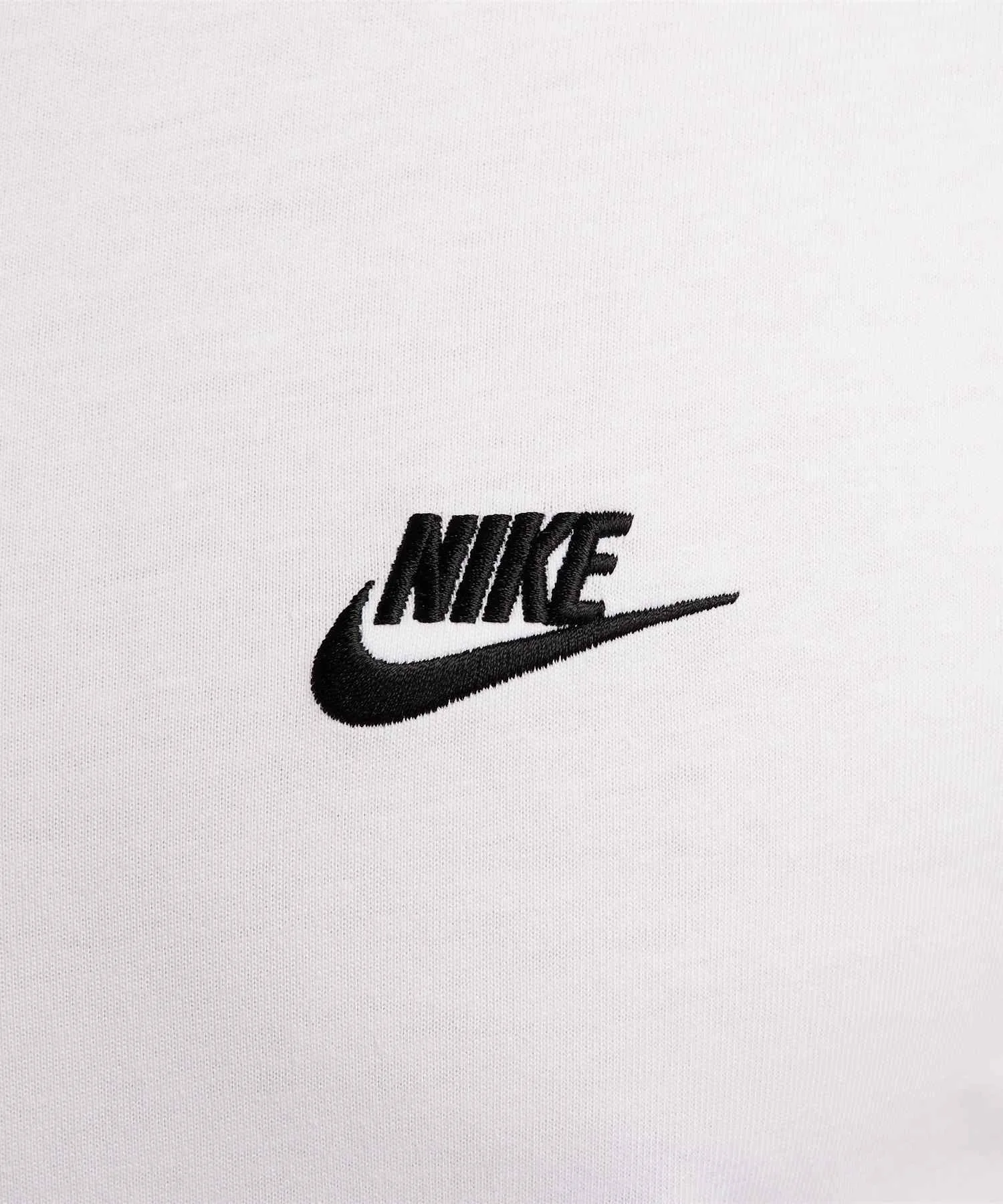 Мужская футболка с длинным рукавом NIKE Sportswear AR5194-100 белая — фото 4