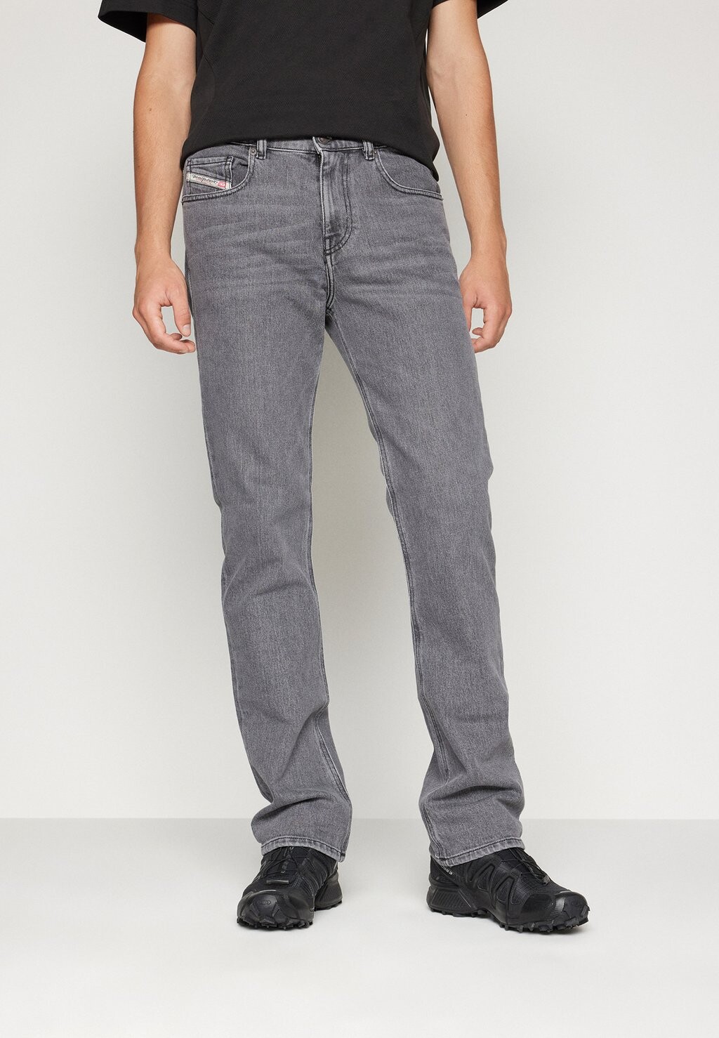 

Джинсы буткат Diesel, 808N