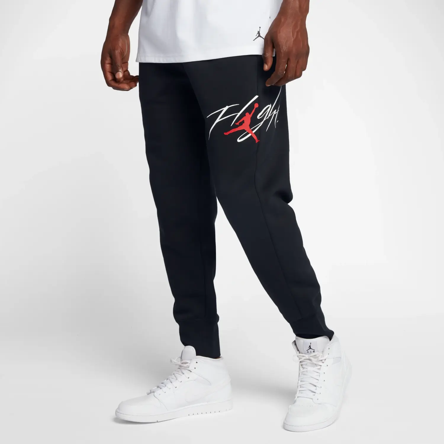 Jordan Трикотажные спортивные брюки ASFlight Fleece GFX PANT мужские black — фото 4