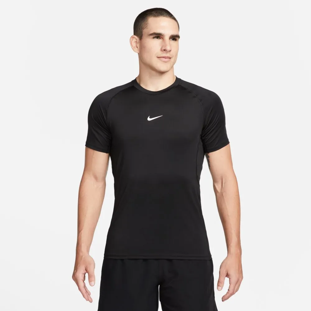 

Футболка Nike FB7929, черный