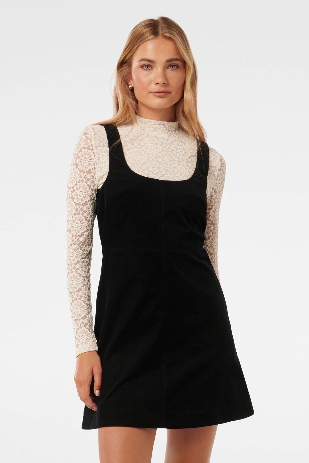 

Camille 2 в 1 вельветовое мини платье из 100% хлопка Forever New, черный
