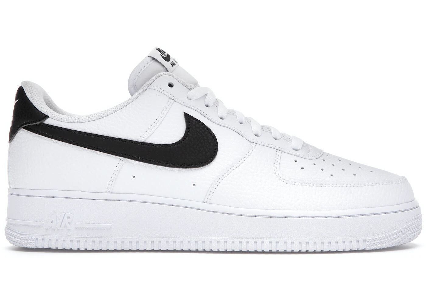 

Кроссовки Nike Air Force 1 Low 07, белый/черный