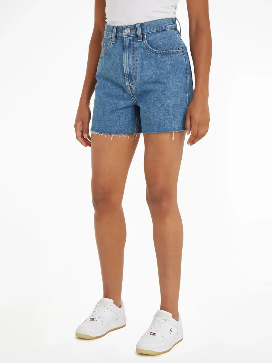 

Шорты Tommy Jeans "MOM UH SHORT BH0034", с логотипом Tommy Jeans и флагом, джинсовый