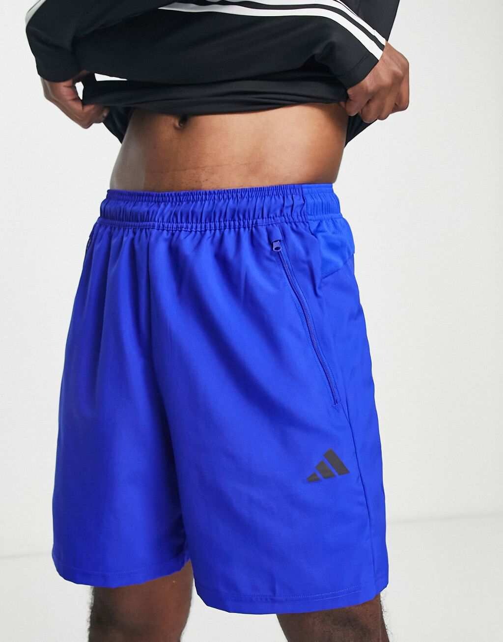 

Синие тканые шорты adidas Training Train Essentials размером 7 дюймов