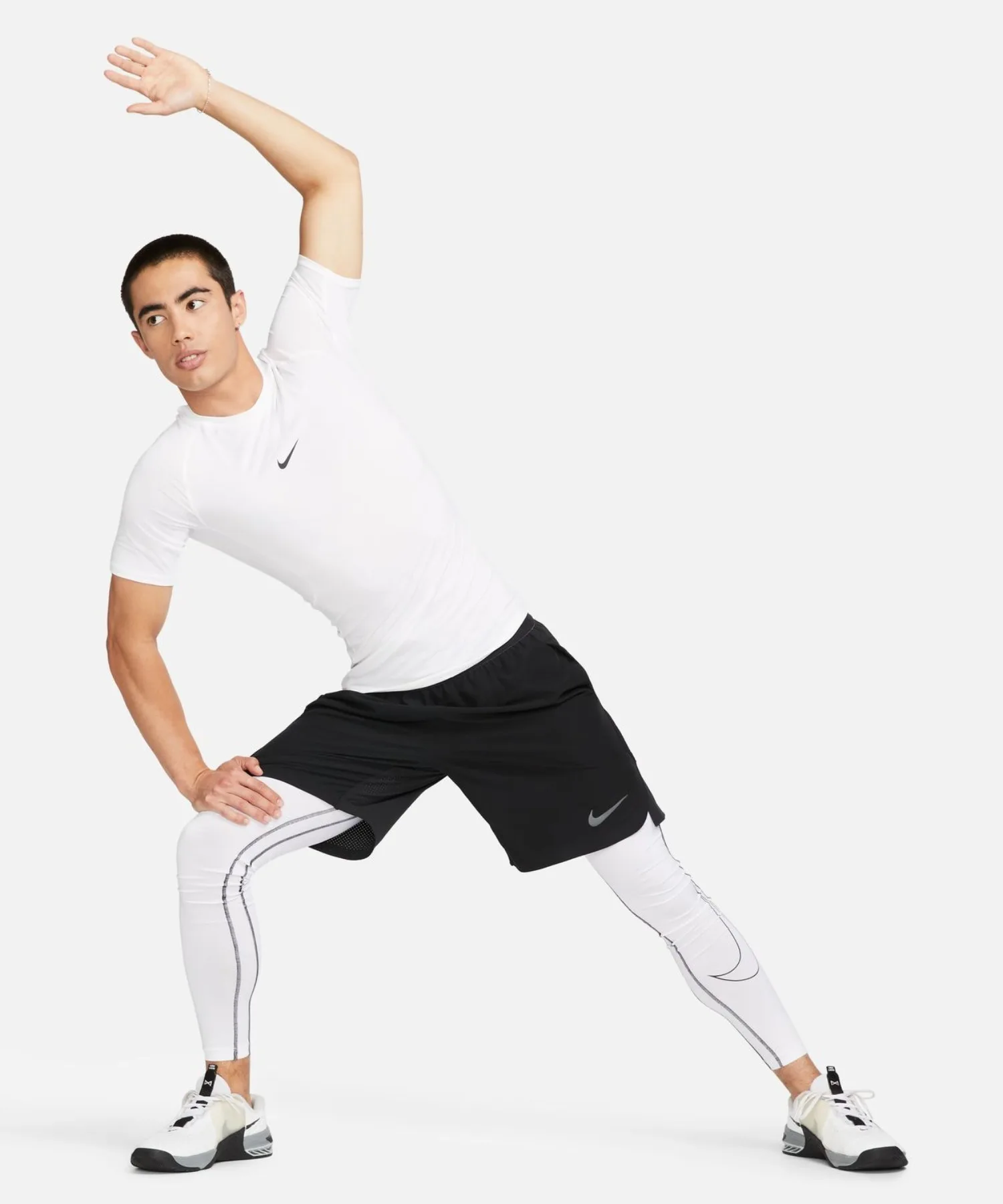 Мужская футболка Nike Pro DF чёрная — фото 4