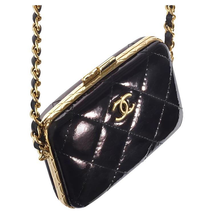 CHANEL Черная женская сумка через плечо малого размера из овчины косметичка — фото 2