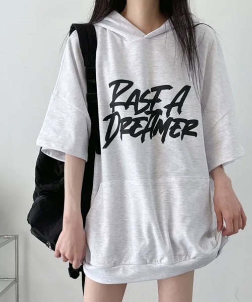 

Футболка с принтом, короткий рукав NANAHACHI, светло-серый