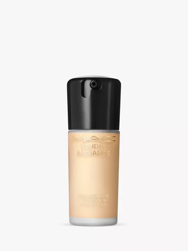 Тональная основа Studio Radiance Serum-Powered MAC, Nc15