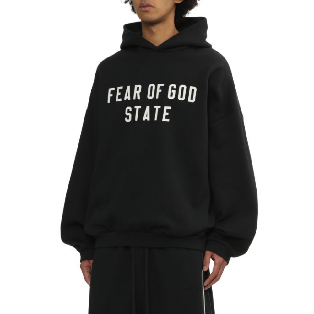 Свитшот мужской Fear Of God Essentials, черный — фото 4