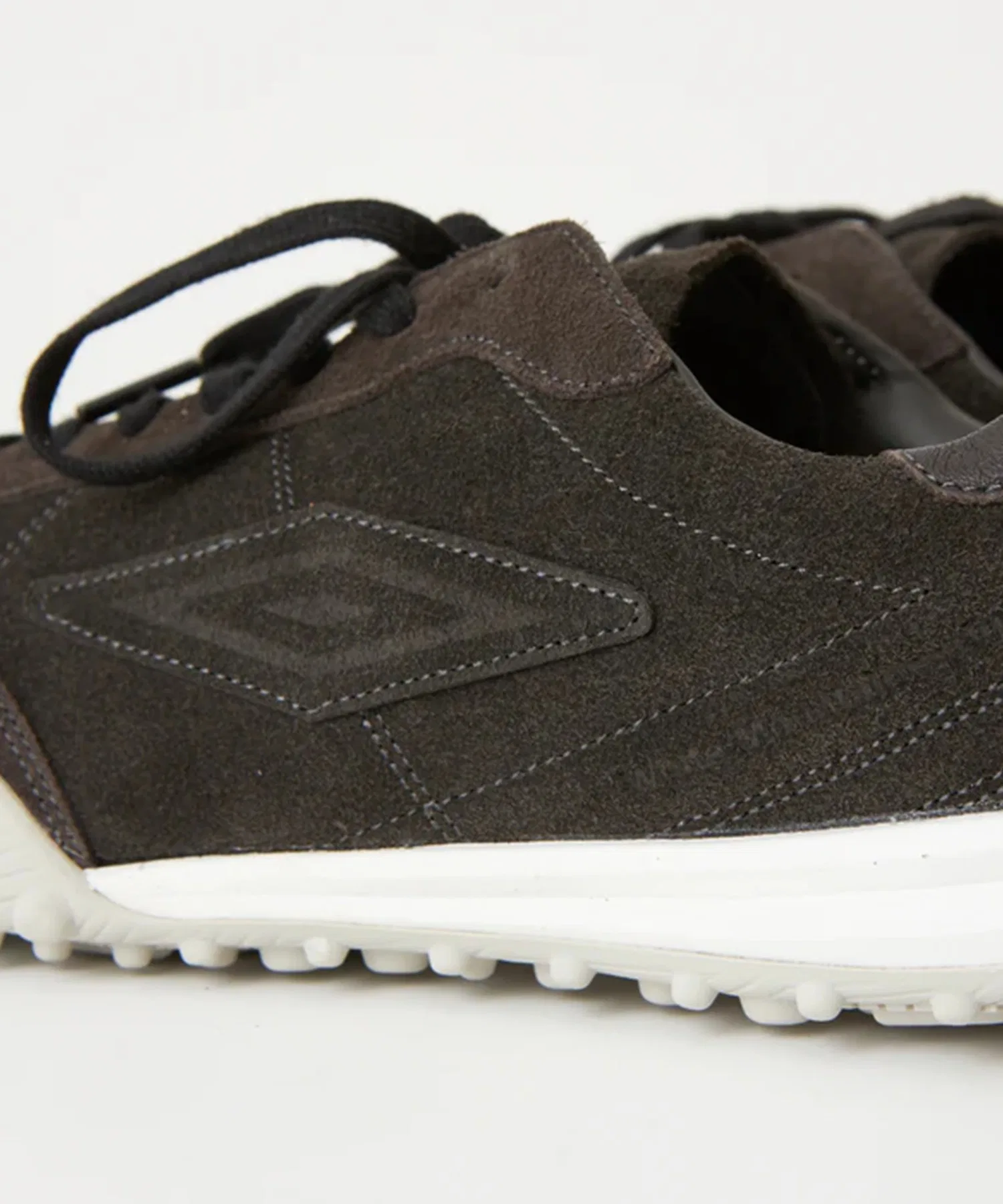 Мужские кожаные кроссовки White Mountaineering x Umbro First Jogger чёрные — фото 4