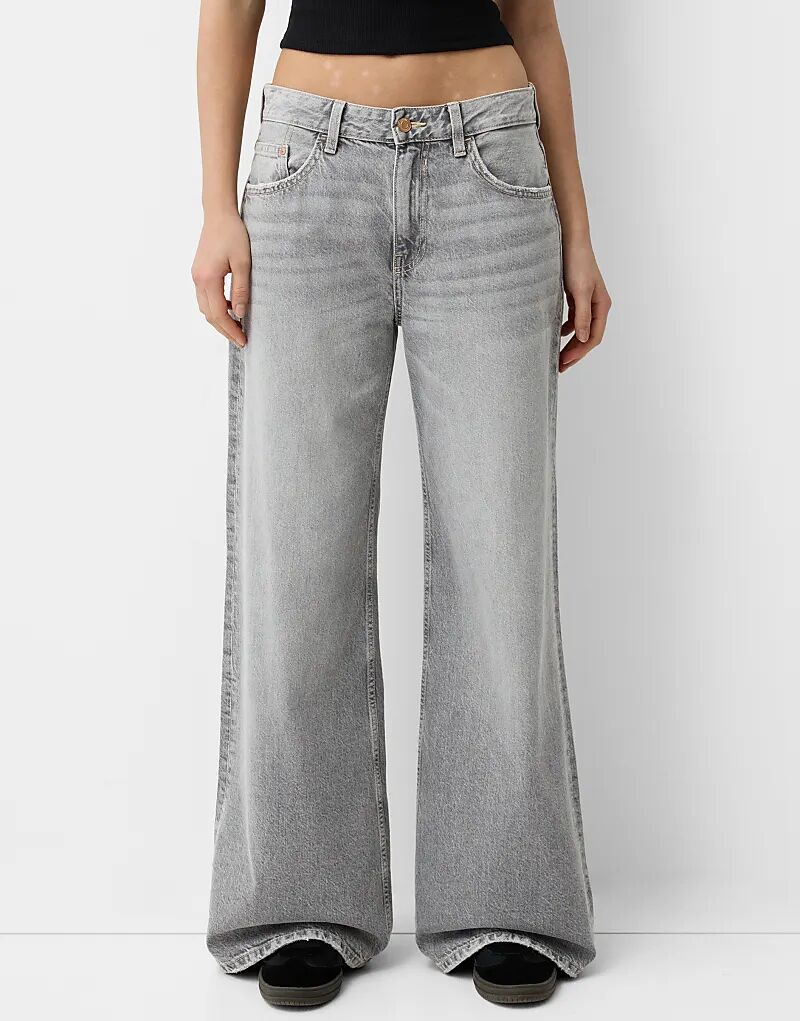

Джинсы Bershka Wide Leg светло-серого цвета