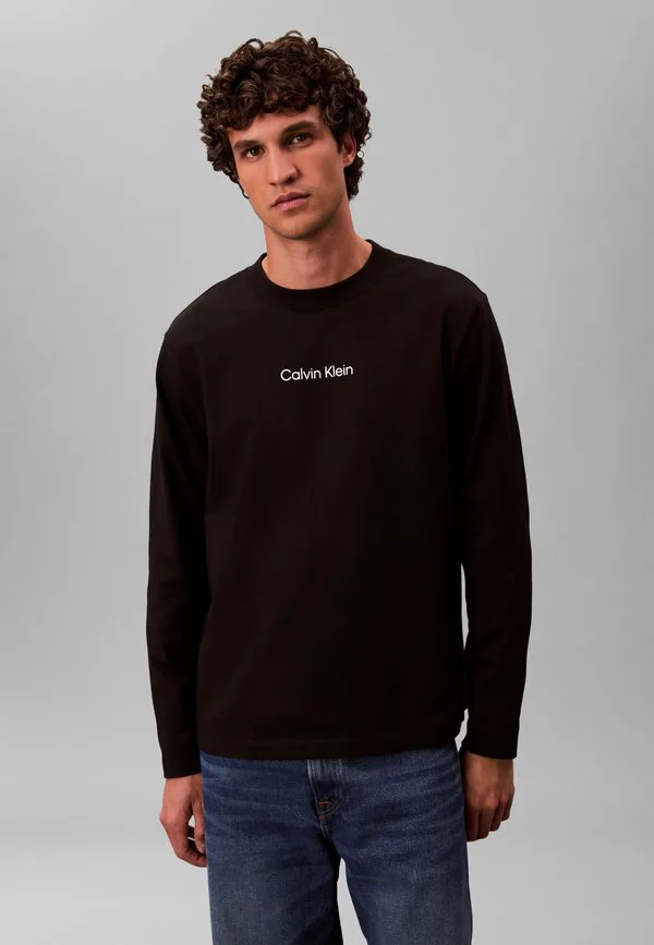 Стандартная футболка с круглым вырезом и длинными рукавами с логотипом. Calvin Klein, Black