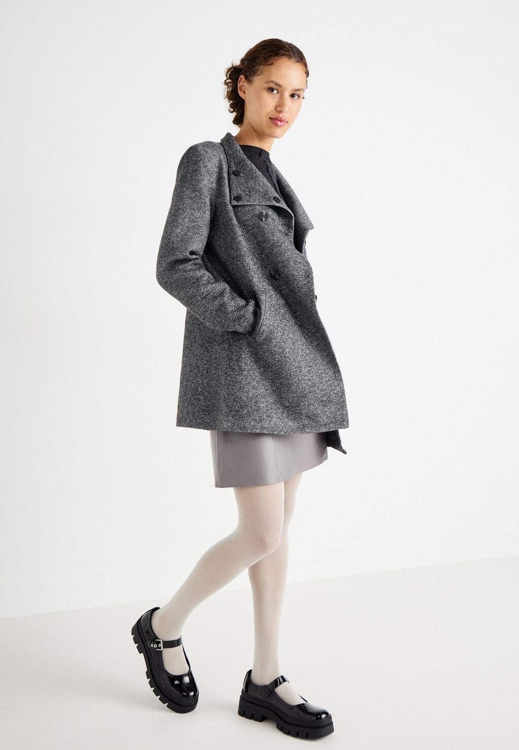 

Короткое пальто ONLSEDONA LIFE SOPHIA COAT ONLY, серый