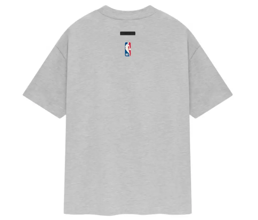 Футболка Fear of God Essentials x NBA Hawks T-shirt 'Light Heather Grey', серый — фото 2