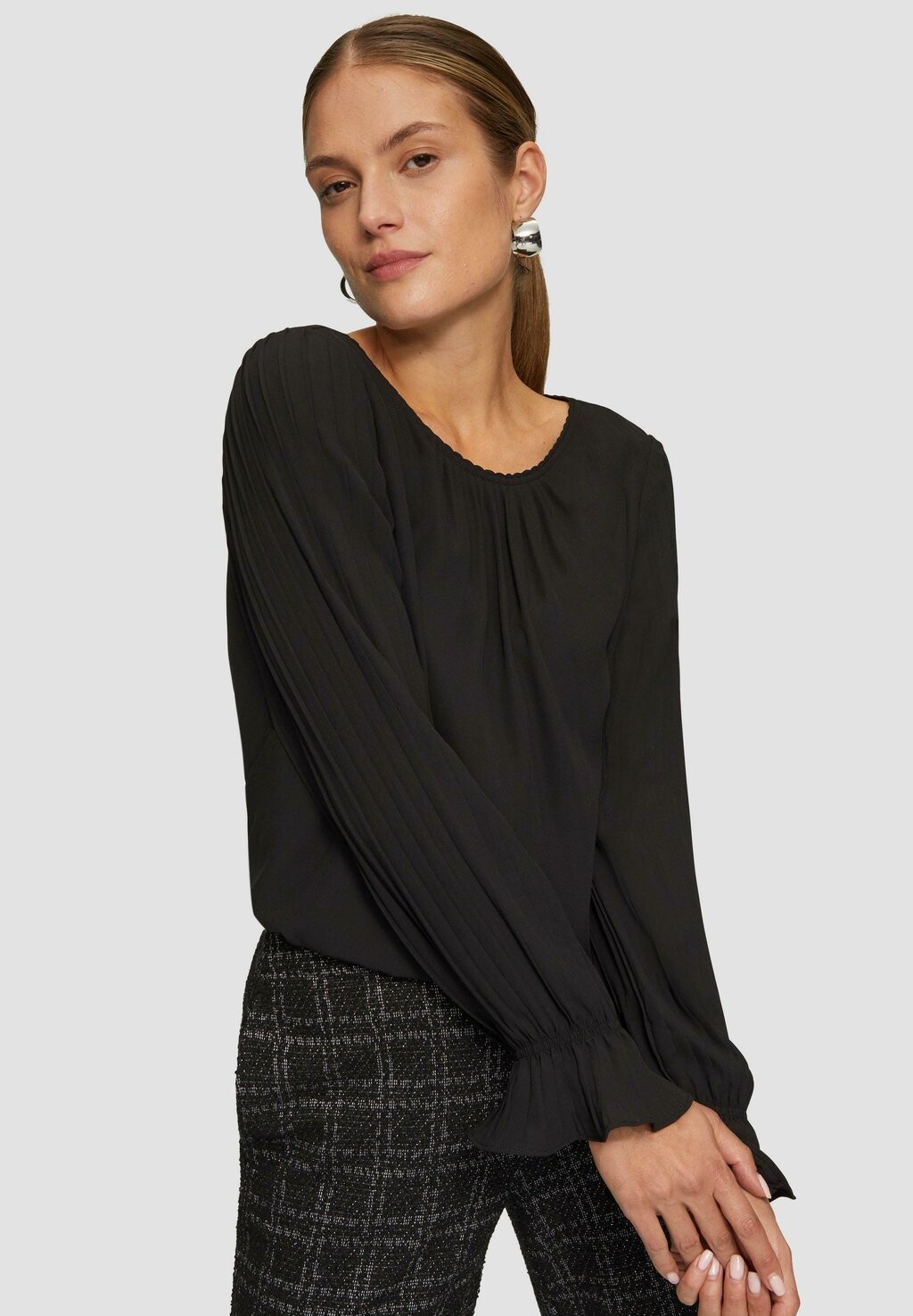 

Блуза MIT PLISSEEÄRMELN s.Oliver BLACK LABEL, черный