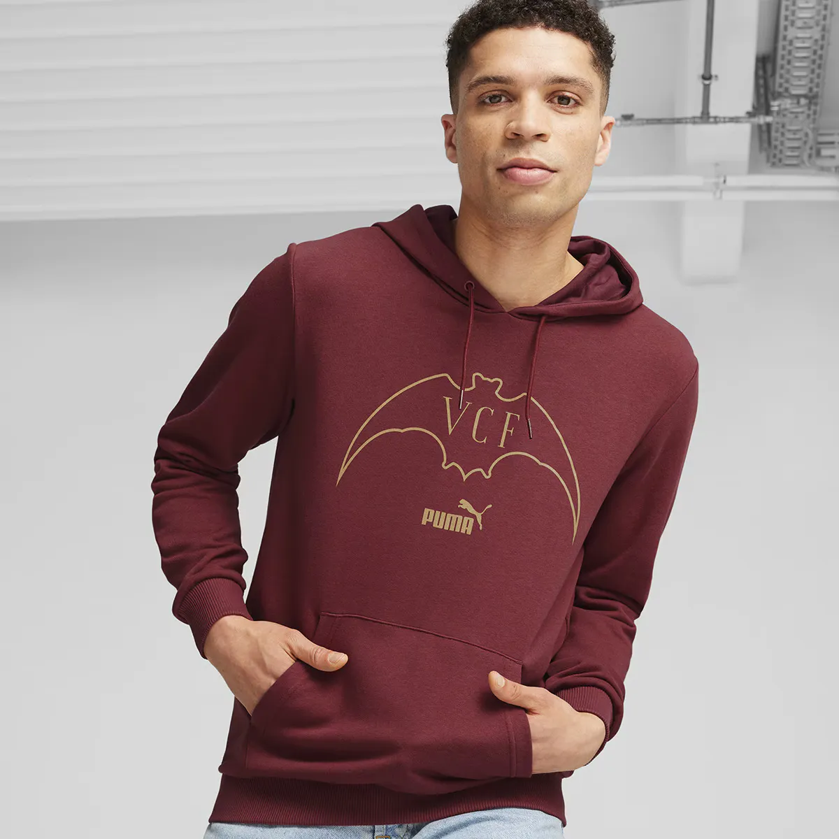 

Мужская толстовка с капюшоном Valencia CF Culture Толстовка Puma, красный