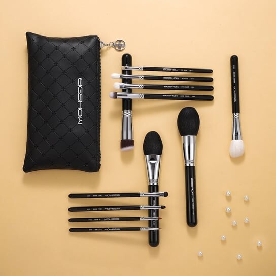

Набор из 12 кистей для макияжа Eigshow Beauty Master Series Bright Silver