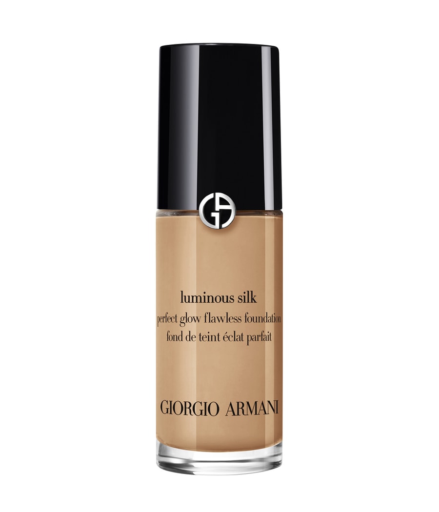 

Жидкая основа Giorgio Armani Luminous Silk, Nr. 5,5, 18 ml