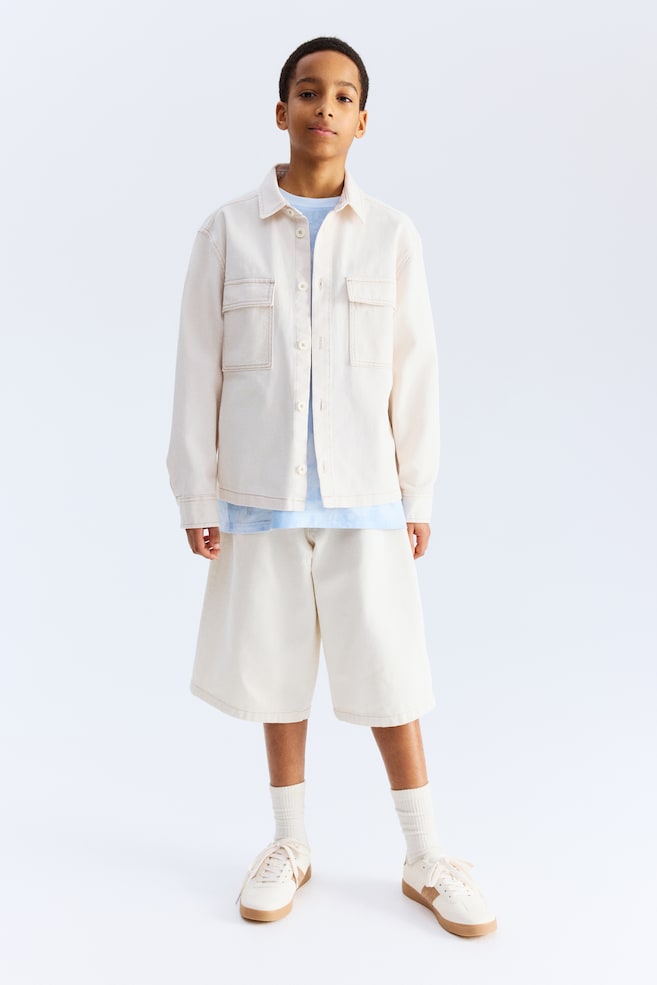 

Мешковатые джинсовые шорты H&M, бежевый