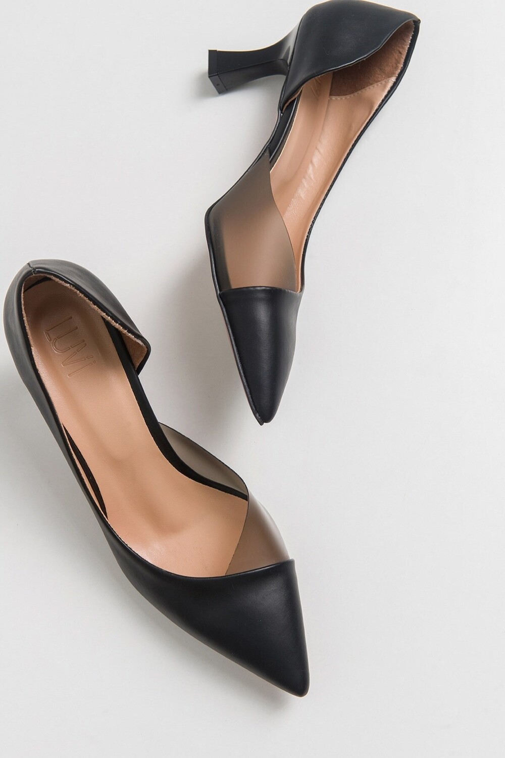 

Черные женские туфли на каблуке из кожи LuviShoes, черный