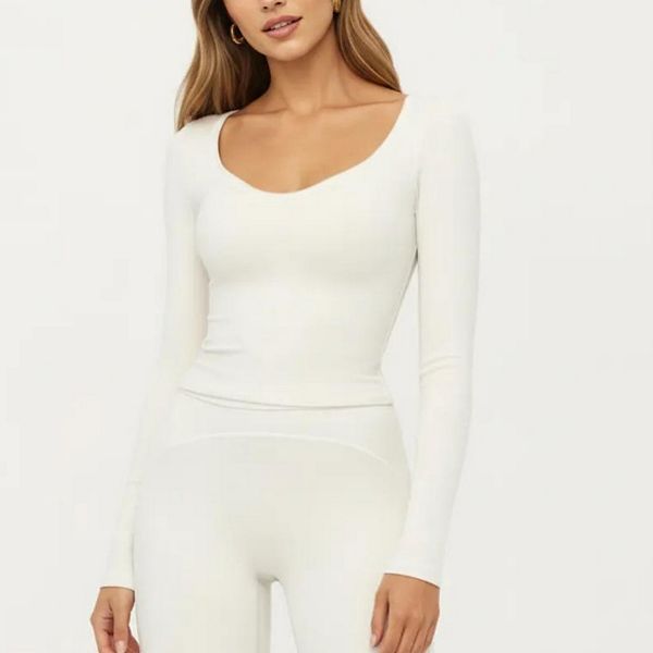 

Женский длинный рукав укороченный топ с V-образным вырезом, контрастной отделкой и гладкой эластичной посадкой Anna-Kaci, Light Beige