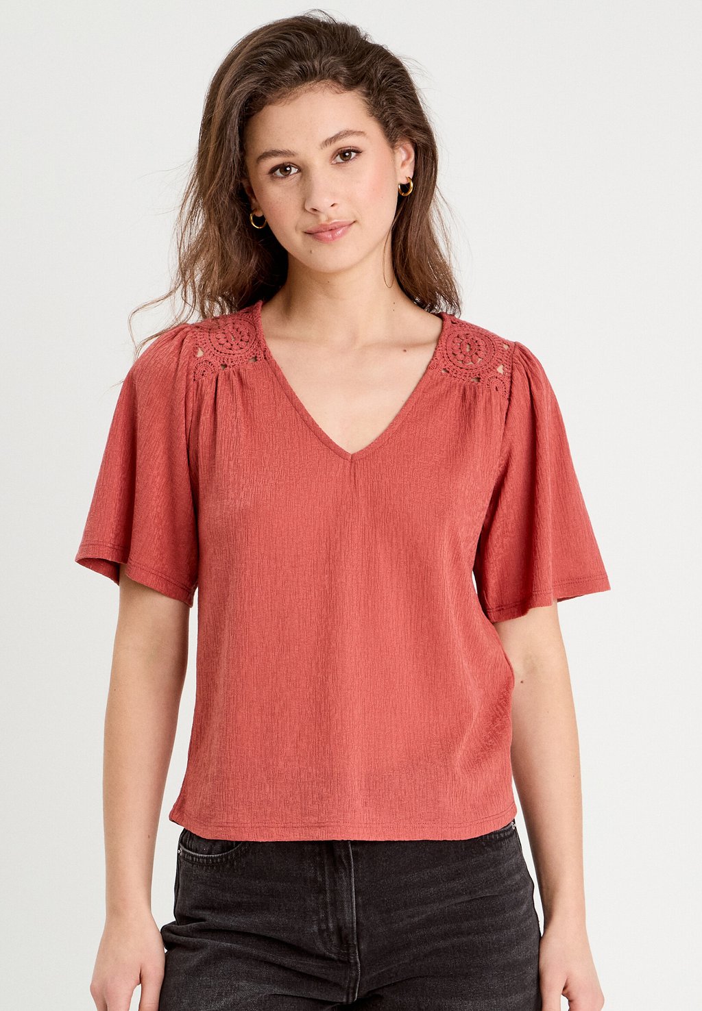 

Блуза MIT KURZEN ÄRMELN - Print T-shirt Cache Cache, цвет Vieux Rose