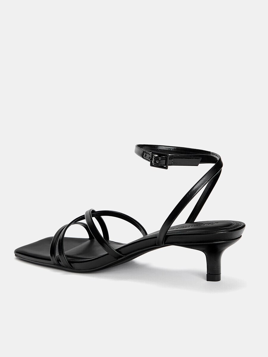 Сандалии Pull&Bear Strap Sandals, черный — фото 4