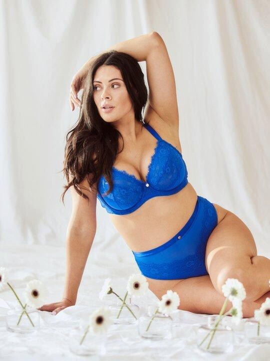 

Бюстгальтер на косточках с кружевом и логотипом Oola Lingerie, синий