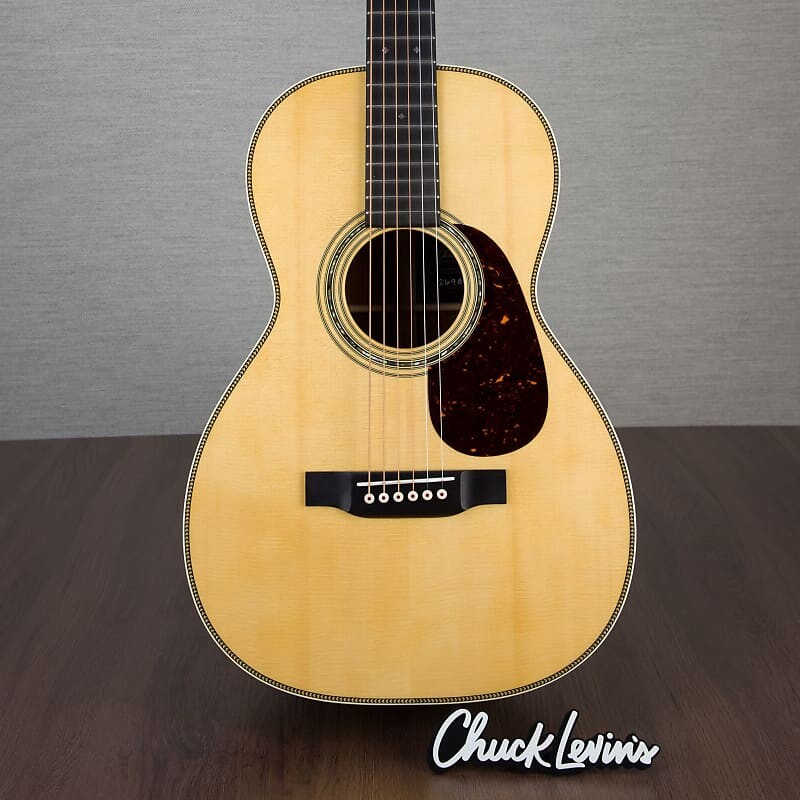 

Акустическая гитара Martin Custom Shop 0-12 Swiss Spruce/Cocobolo Acoustic Guitar - CHUCKSCLUSIVE - #M2698049 - Display Model