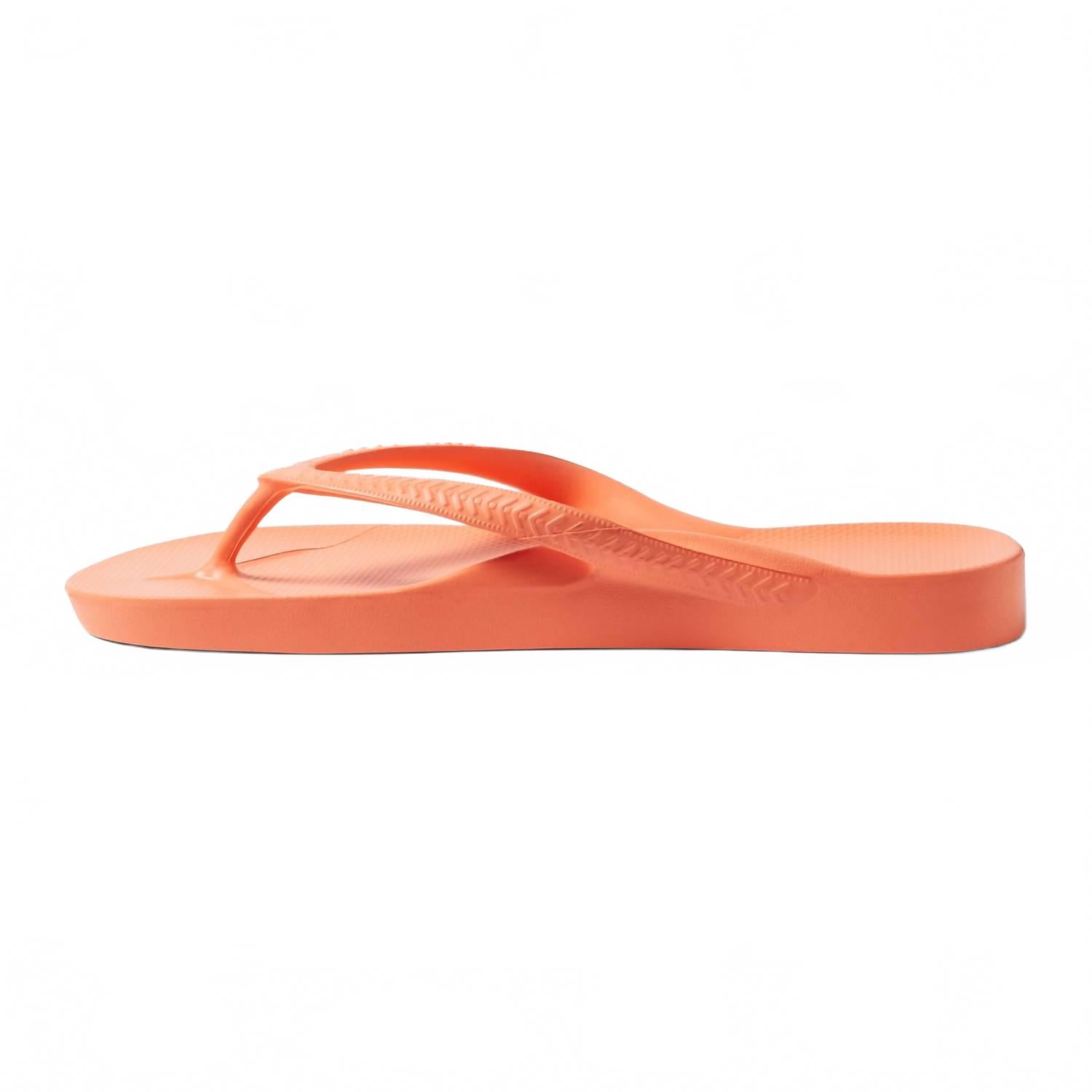 Женские поддерживающие шлепанцы Flip Flops в персиковом цвете Archies Footwear — фото 4