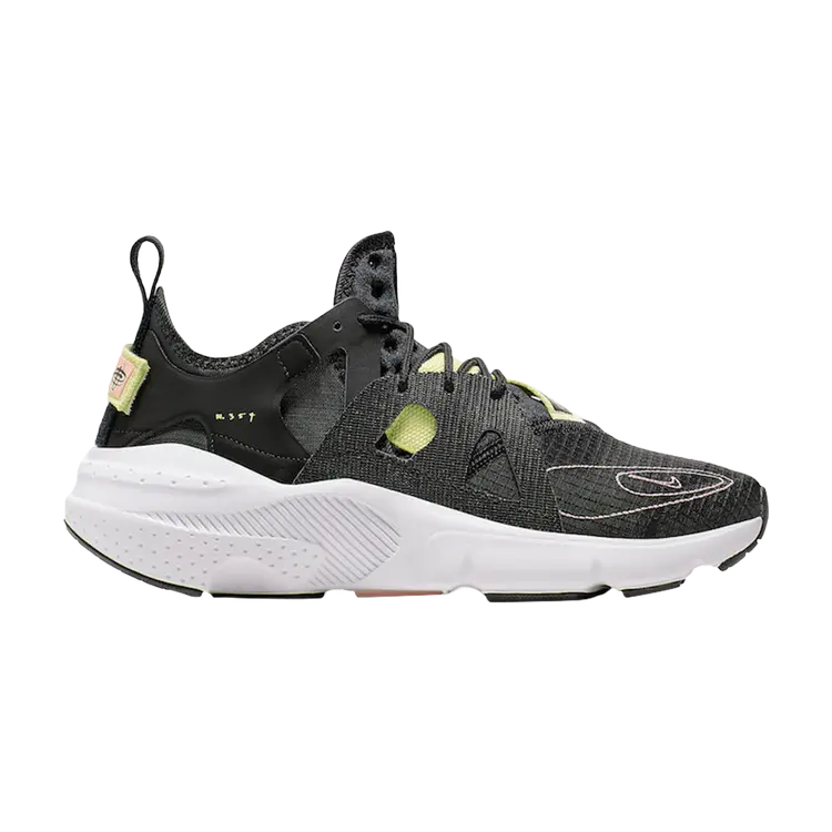 

Кроссовки Nike Huarache Type 'Black', черный