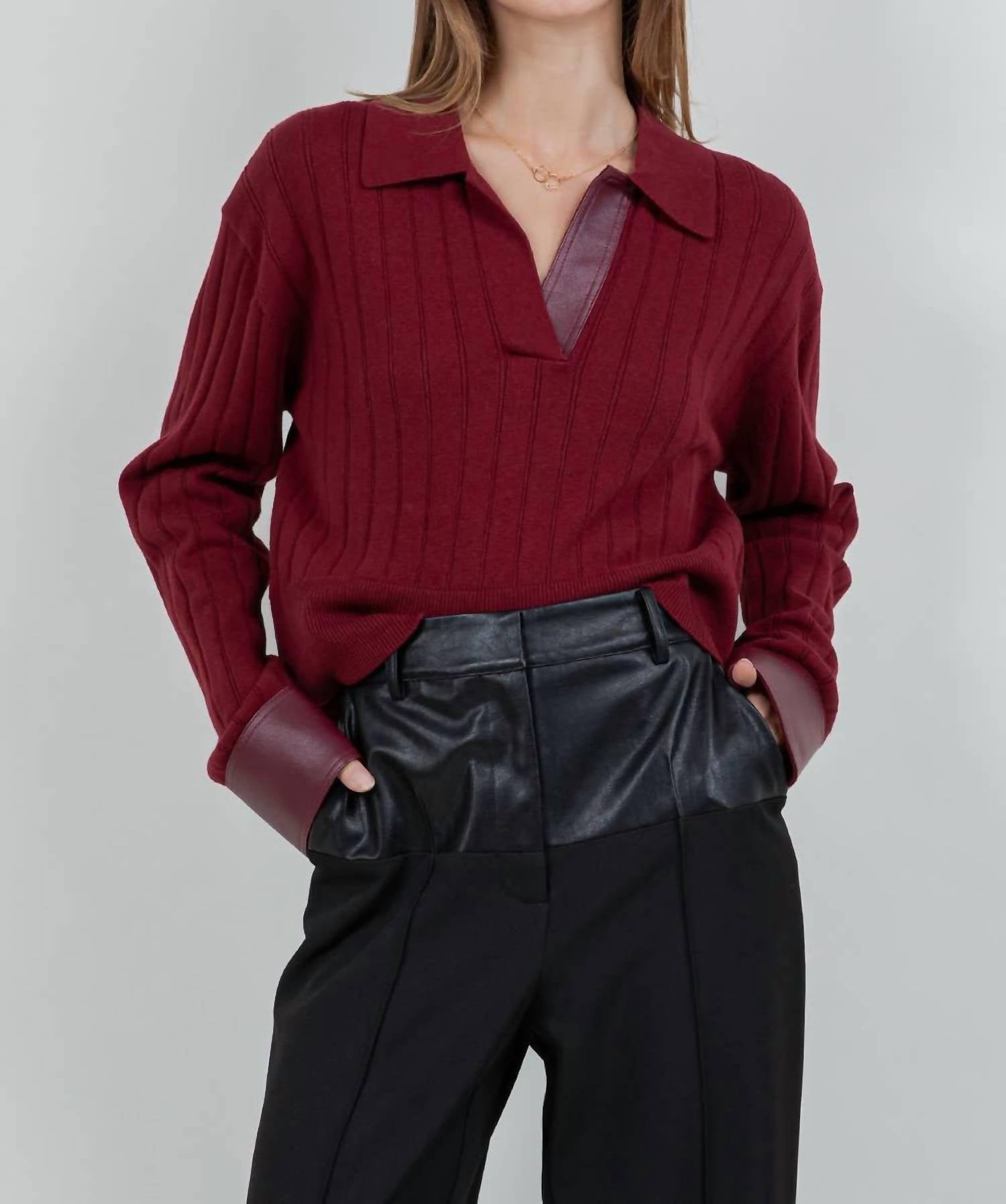 

WHITEROOM+CACTUS Вязаный кожаный свитер бордового цвета