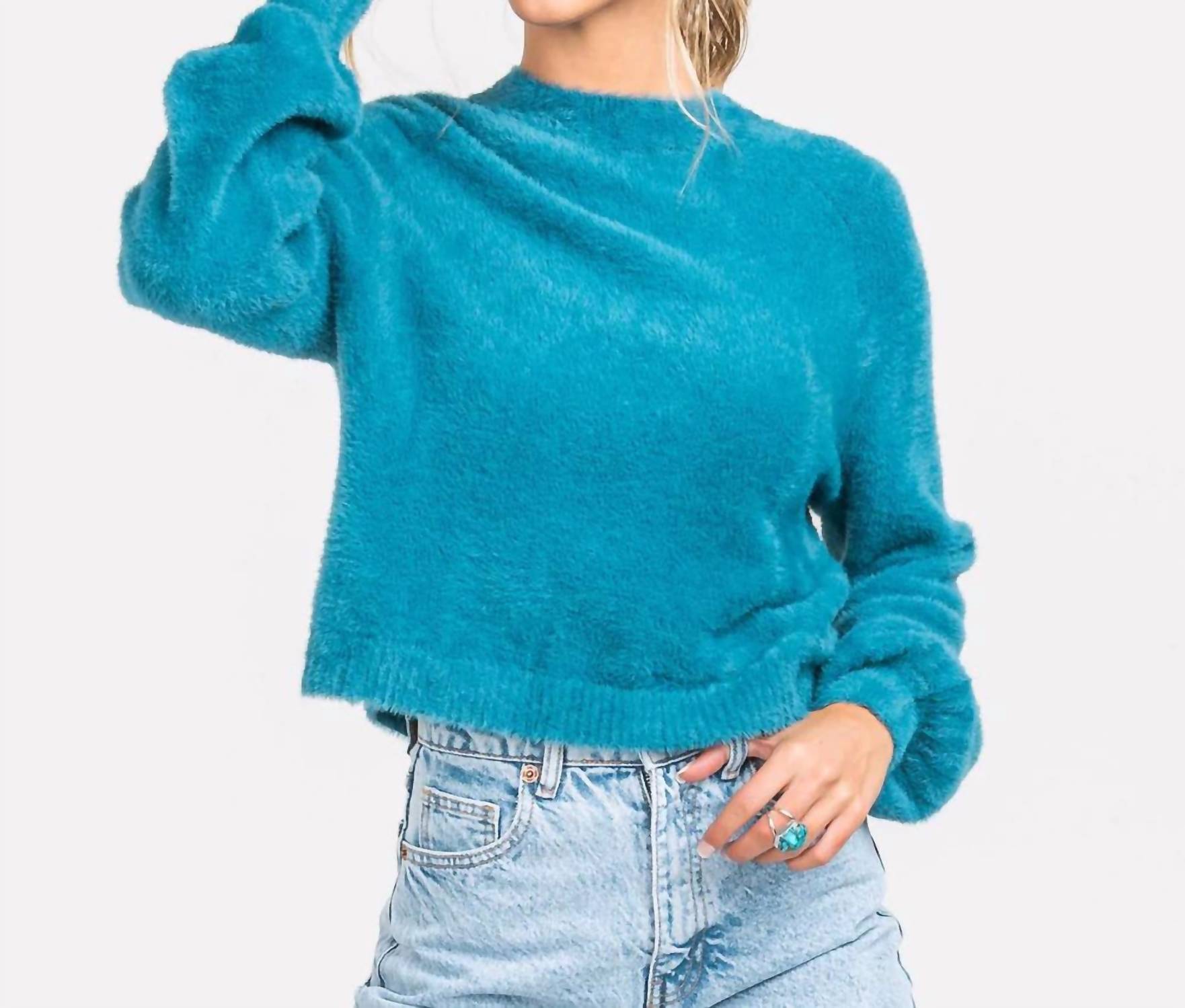 

Укороченный вязаный свитер с перьями в цвете Dragon Fly Southern Shirt Company