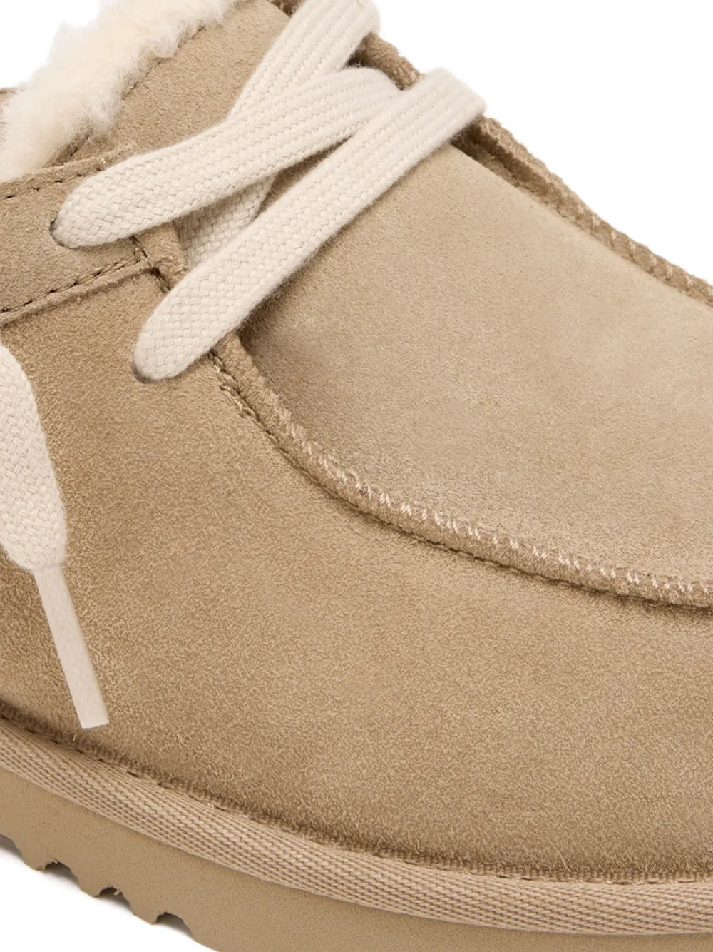 Тапочки с кружевной отделкой Ugg Kids, бежевый — фото 4