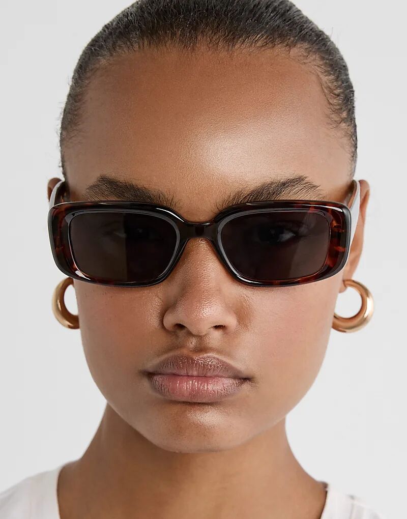 

Солнцезащитные очки Stradivarius Tortoiseshell прямоугольной формы коричневого цвета