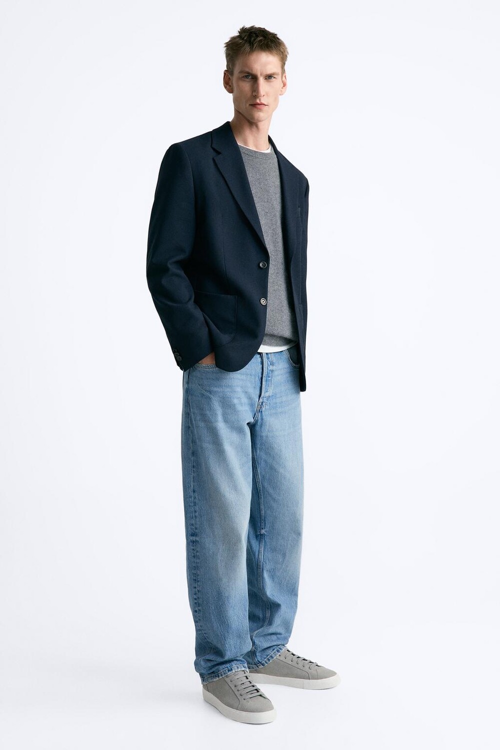 

Минималистичные кроссовки на шнуровке ZARA, серый