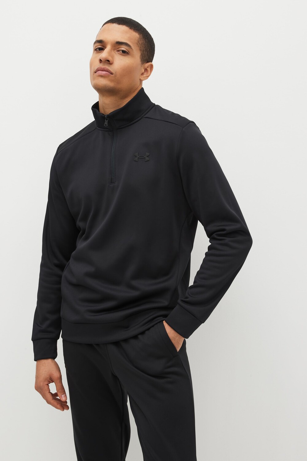 

С короткой молнией Under Armour, черный