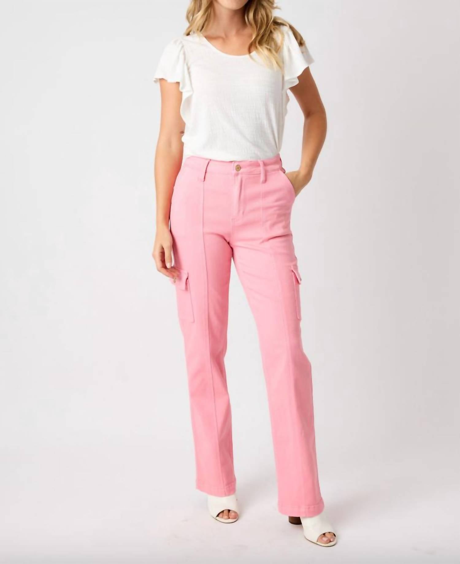 

Judy Blue Прямые джинсы-карго розового цвета