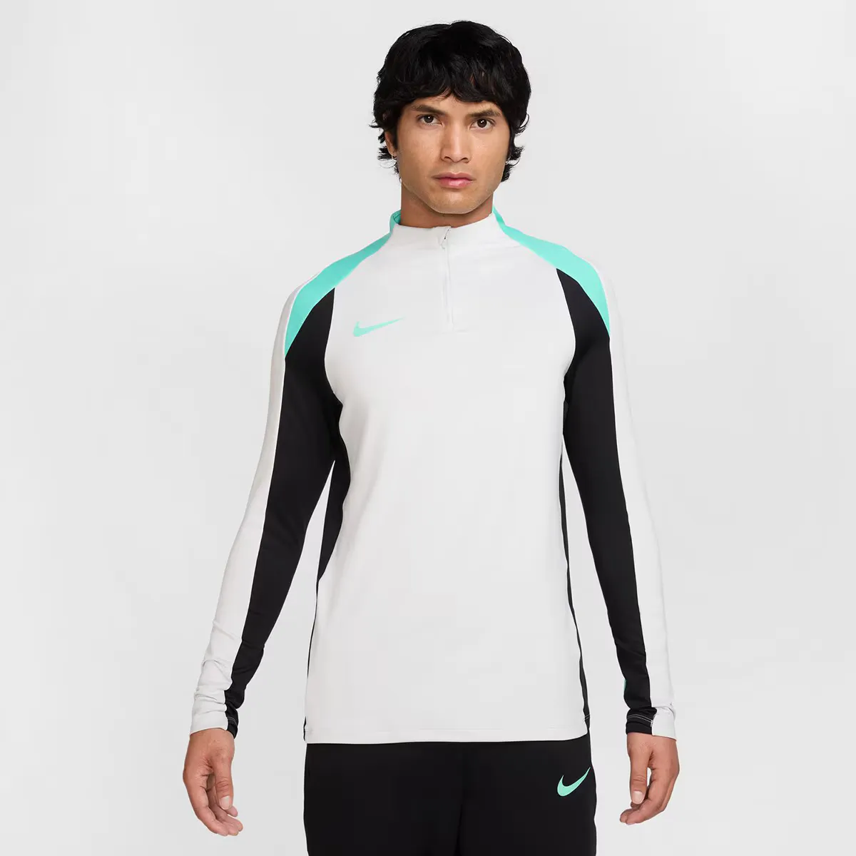 

Мужская футболка Nike Strike, серый