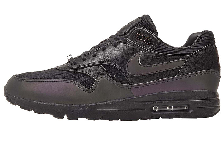 

Кроссовки Air Max 1 женские с низким верхом черного цвета Nike
