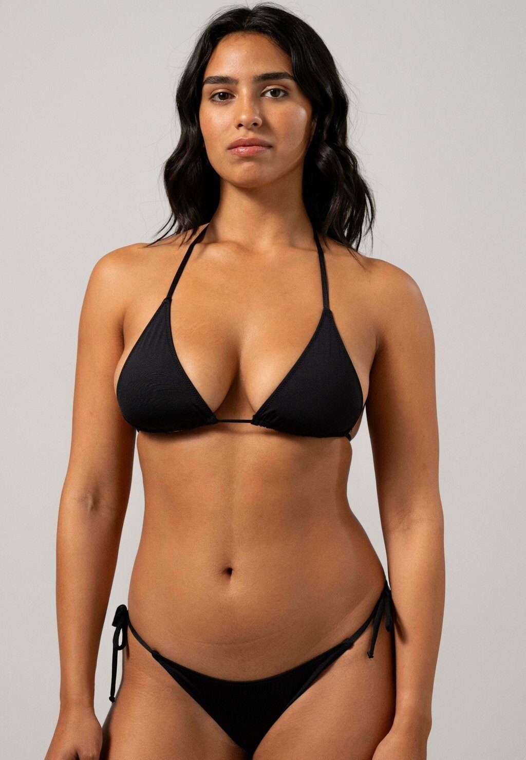 

Верх бикини STRAPPY Understatement, черный