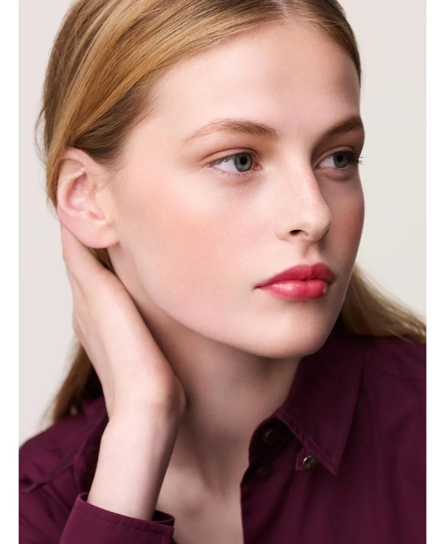 Масло для ухода за губами Hermèsistible Infused Lip Care Oil, 0,28 унции, 04 Rouge Amarelle — фото 2