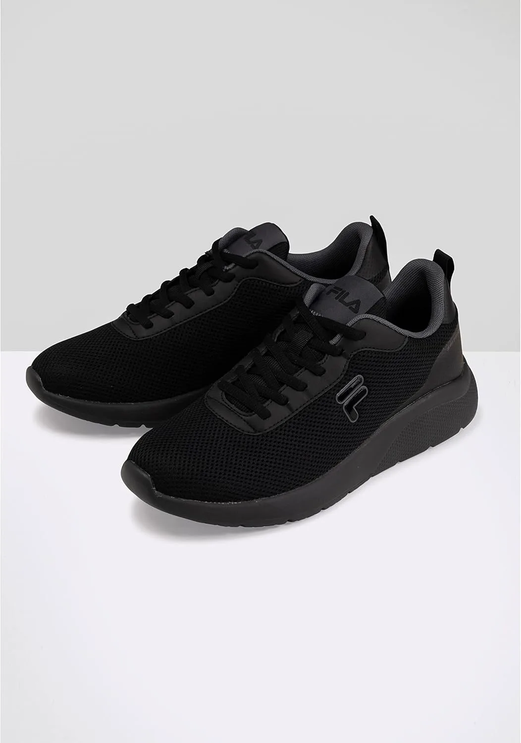 

Мужские гимнастические туфли Fila, черный